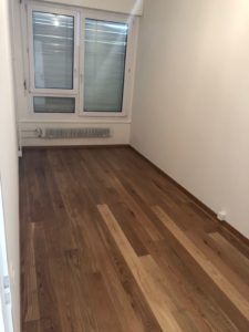 Rénovation chambre parquet peinture plafonds murs sols